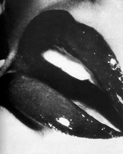 24kblk:

daidō moriyama, lips! lips! lips! 2018