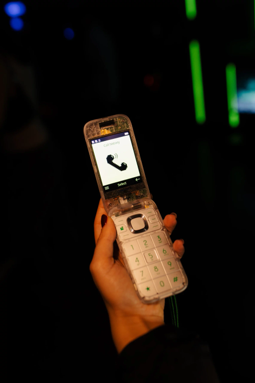 Heineken® x Bodega — The Boring Phone